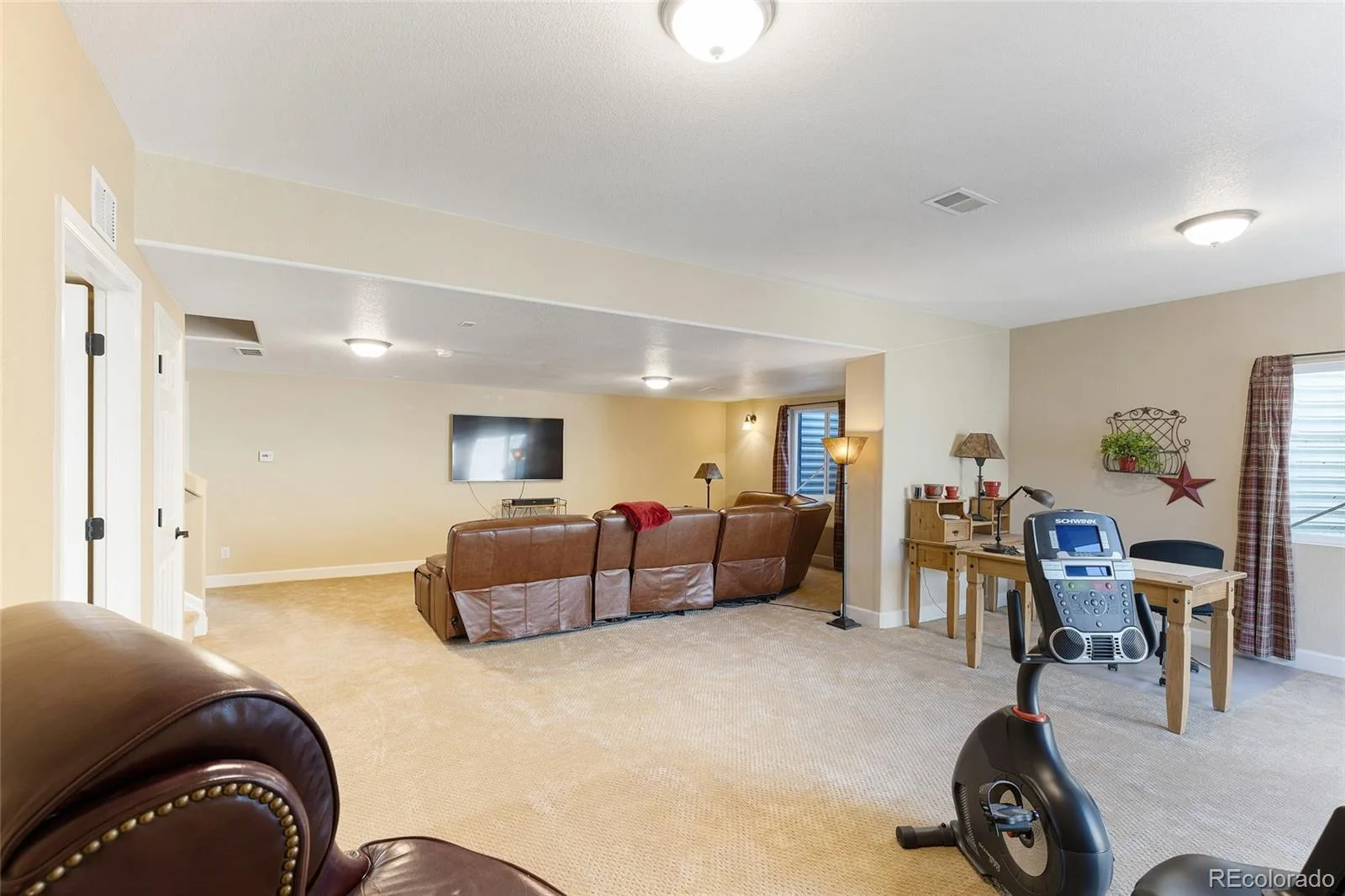 5299 Netherland Street Denver CO 80249 | MLS #REC3028469 08242026165058 1600 26