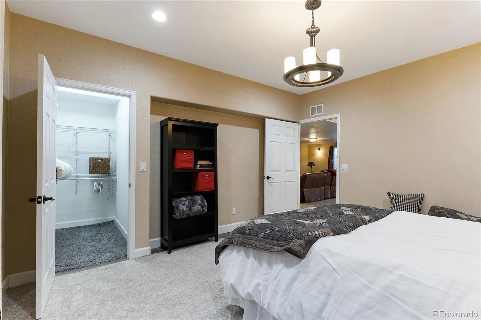 5299 Netherland Street Denver CO 80249 | MLS #REC3028469 08242026165058 1600 29