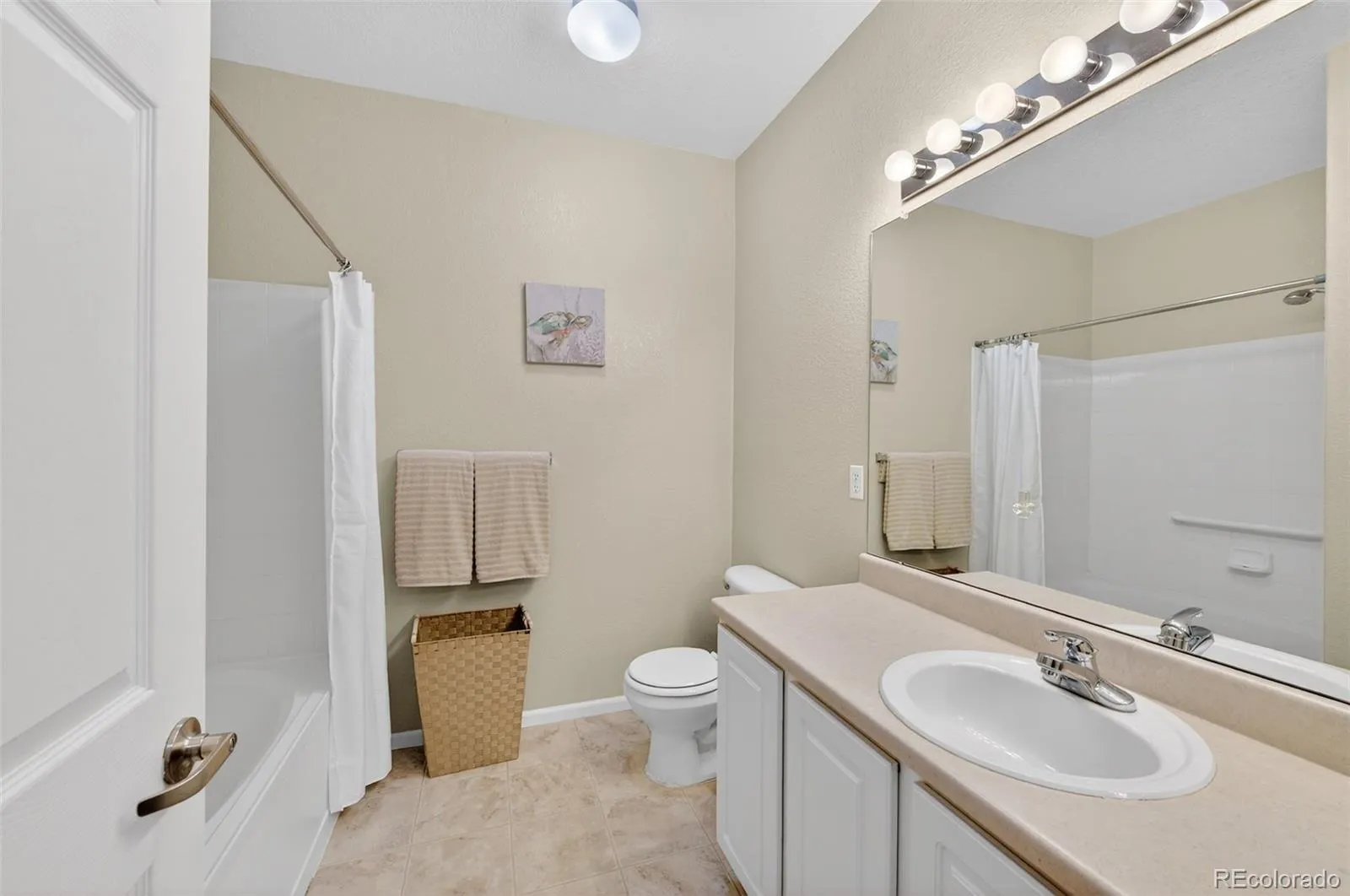5255 Memphis Street #806 #8 Denver CO 80239 MLS #REC3030540 05272026023310 1600 18
