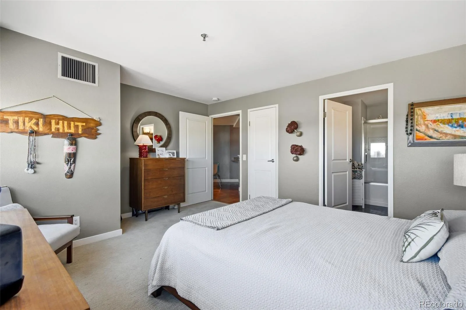 100 Park Avenue #2006 Denver CO 80205 MLS #REC3031242 06022026210006 1600 24