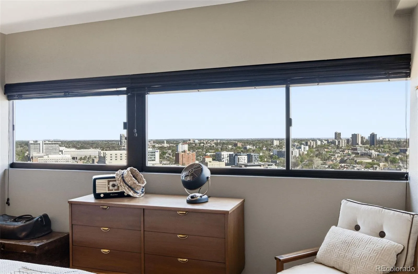 100 Park Avenue #2006 Denver CO 80205 MLS #REC3031242 06022026210006 1600 25