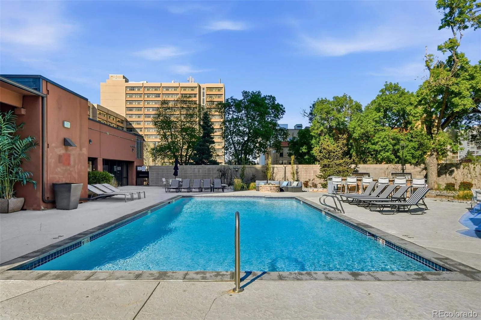 100 Park Avenue #2006 Denver CO 80205 MLS #REC3031242 06022026210006 1600 29