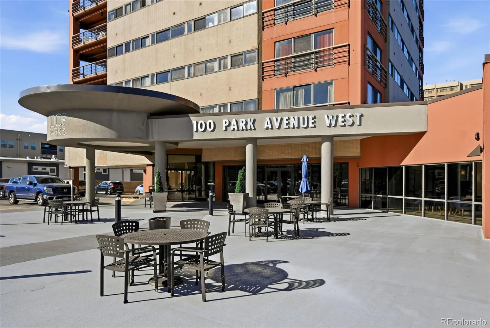 100 Park Avenue #2006 Denver CO 80205 MLS #REC3031242 06022026210006 1600 37