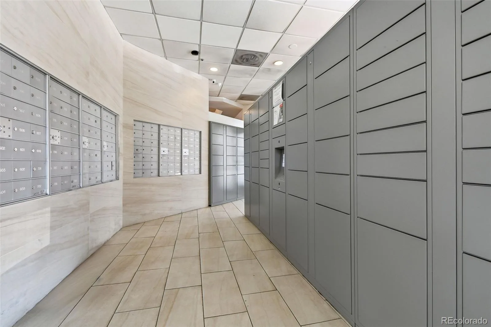 100 Park Avenue #2006 Denver CO 80205 MLS #REC3031242 06022026210006 1600 48
