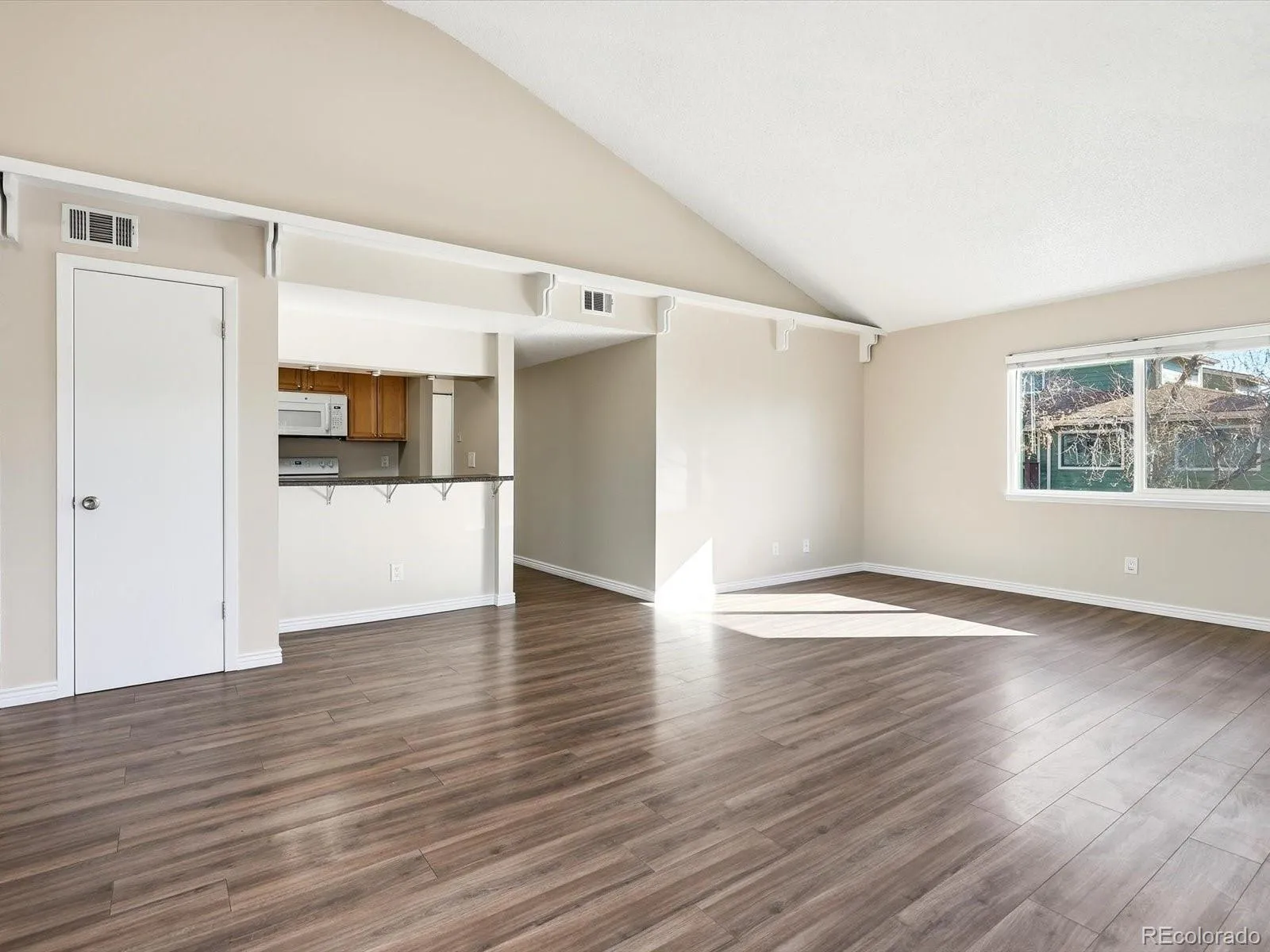 540 S Forest Street #8-205 Denver CO 80246 MLS #REC3031710 04222026221901 1600 29
