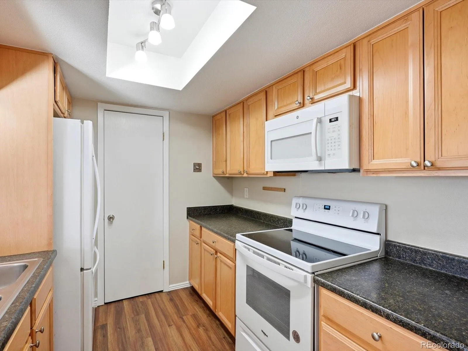540 S Forest Street #8-205 Denver CO 80246 MLS #REC3031710 04222026221901 1600 6