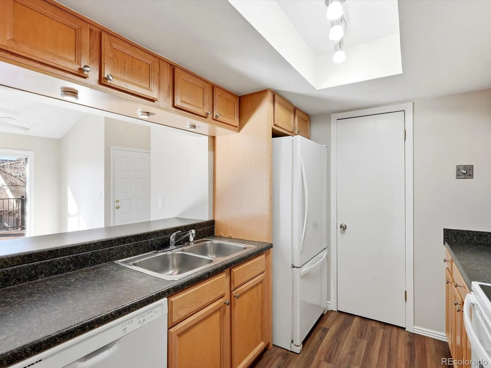 540 S Forest Street #8-205 Denver CO 80246 MLS #REC3031710 04222026221901 1600 8