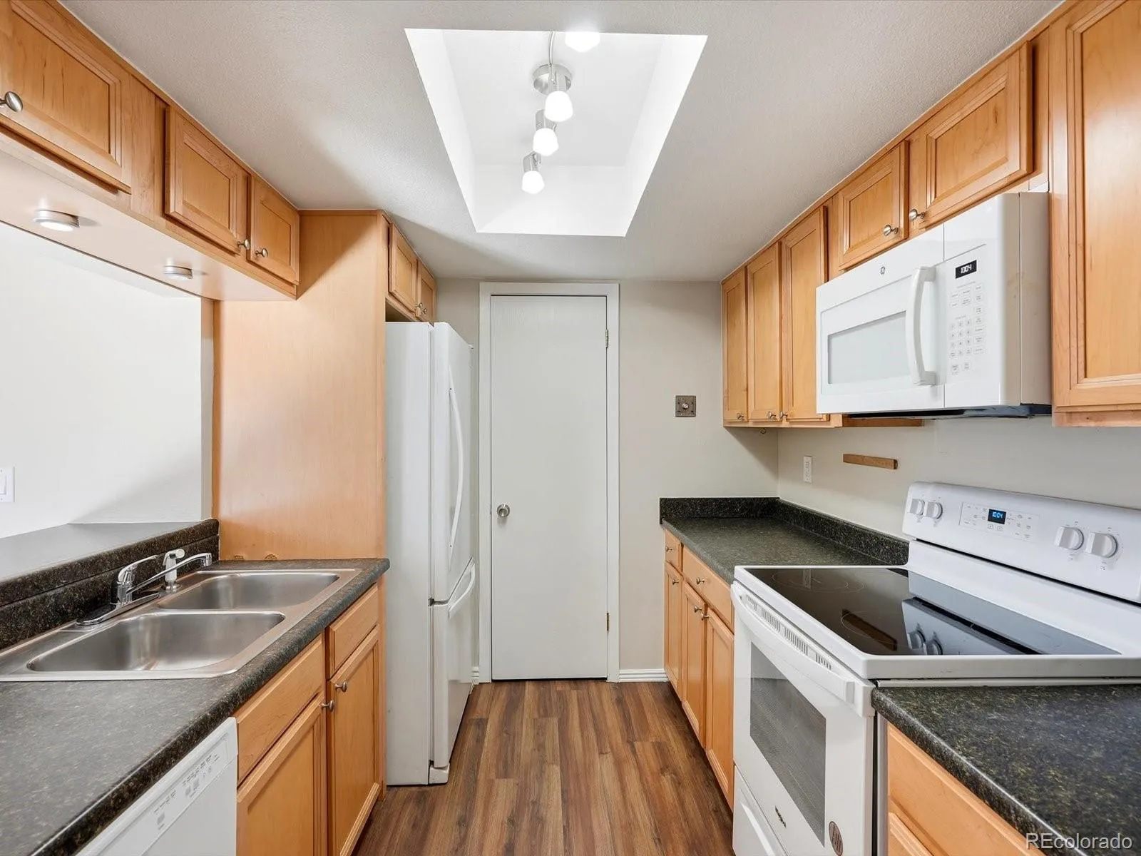540 S Forest Street #8-205 Denver CO 80246 MLS #REC3031710 04222026221901 1600 9