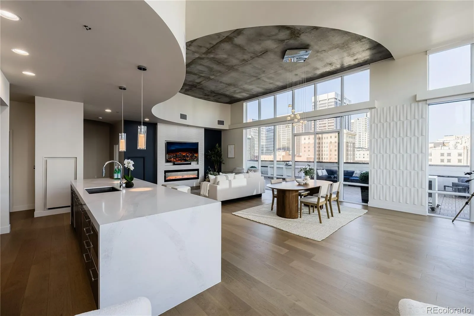 04192026155448 1600 1