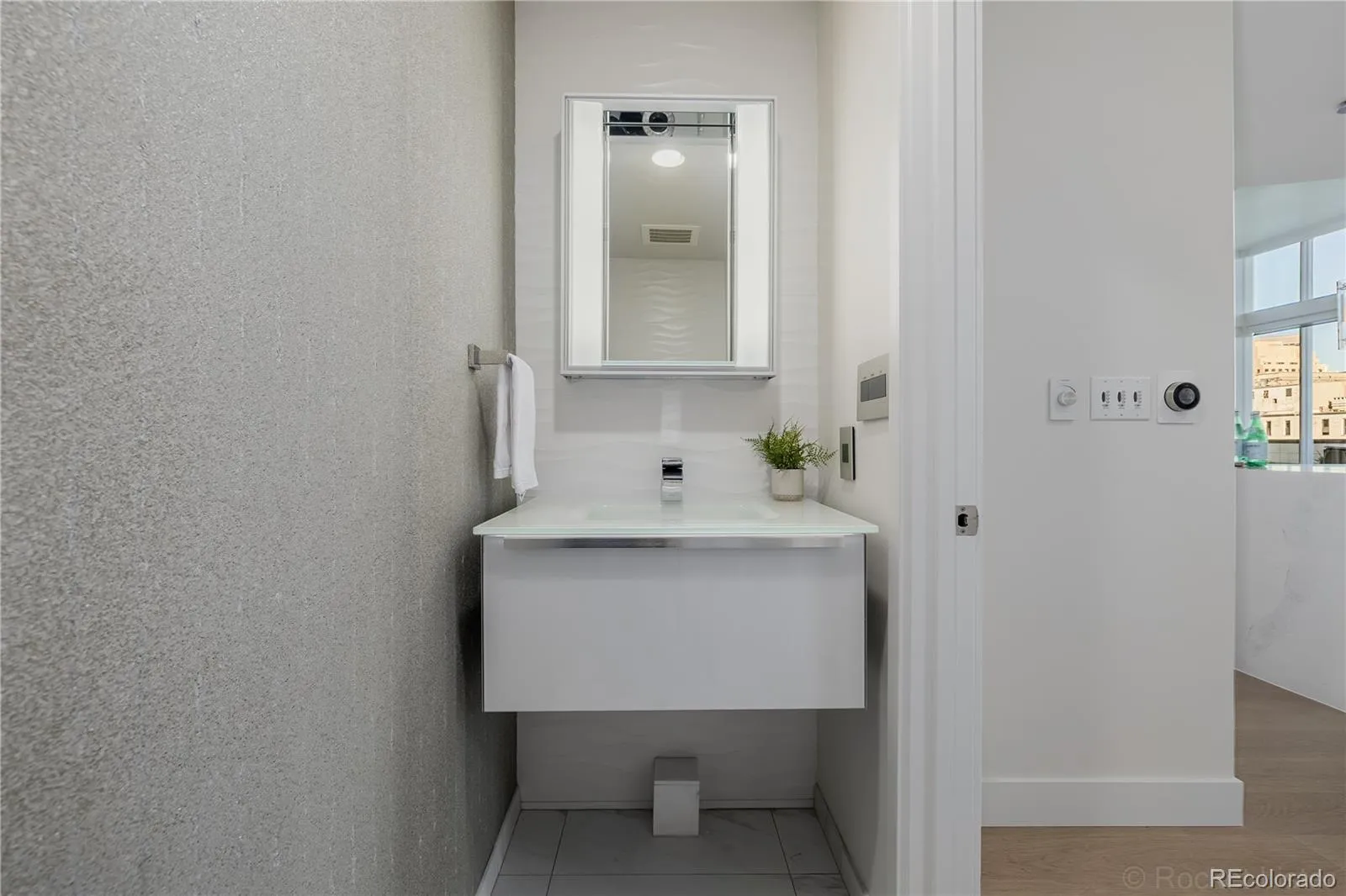 04192026155448 1600 19