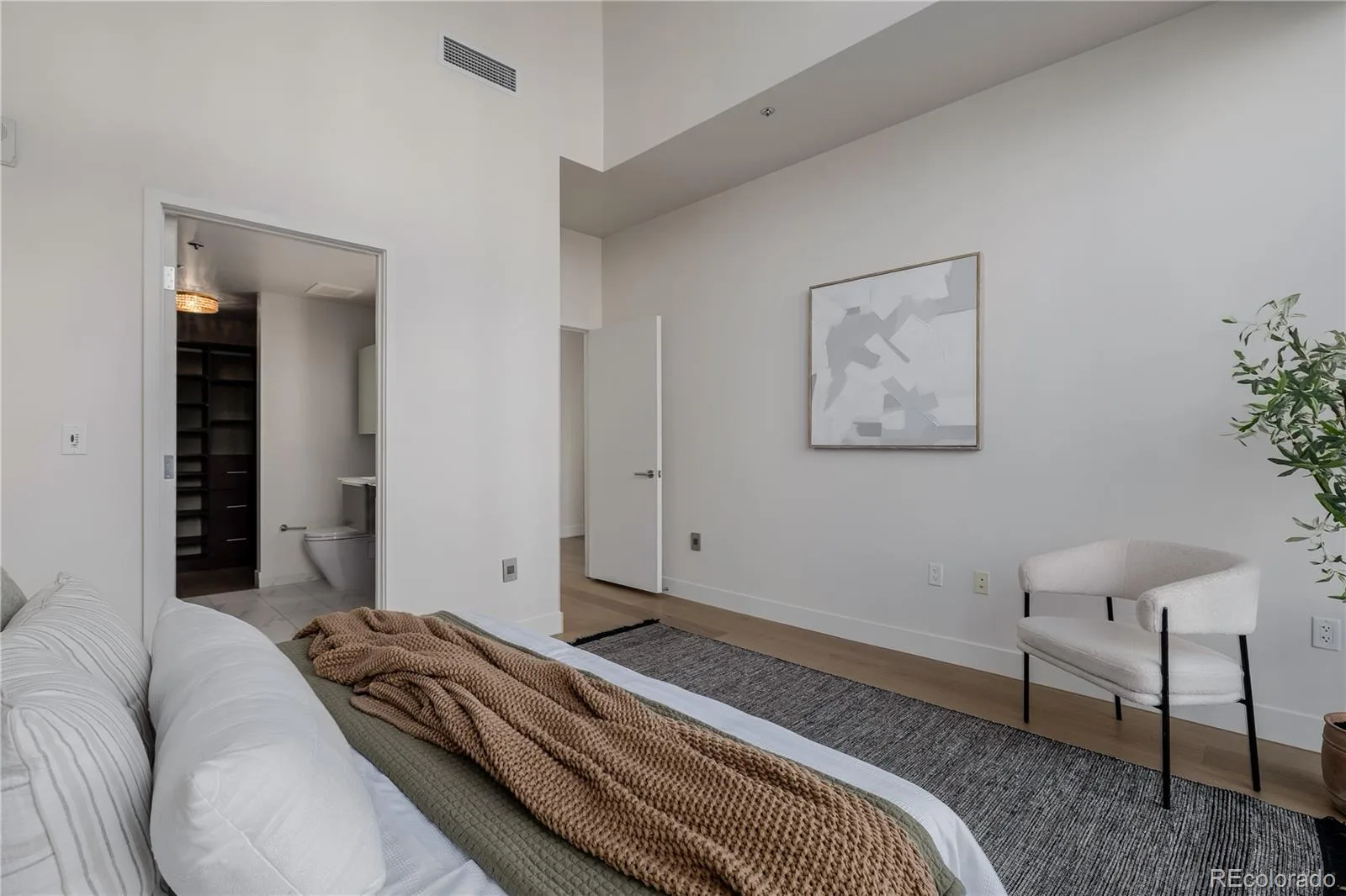 891 14th Street #909 Denver CO 80202 | MLS #REC3032685 08202026172612 1600 23