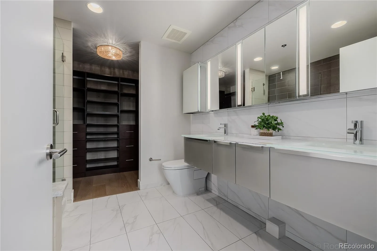 891 14th Street #909 Denver CO 80202 | MLS #REC3032685 08202026172612 1600 25