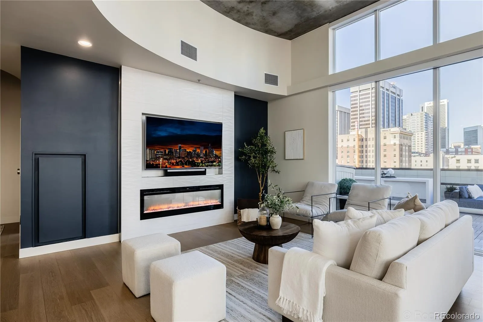 891 14th Street #909 Denver CO 80202 | MLS #REC3032685 08202026172612 1600 6