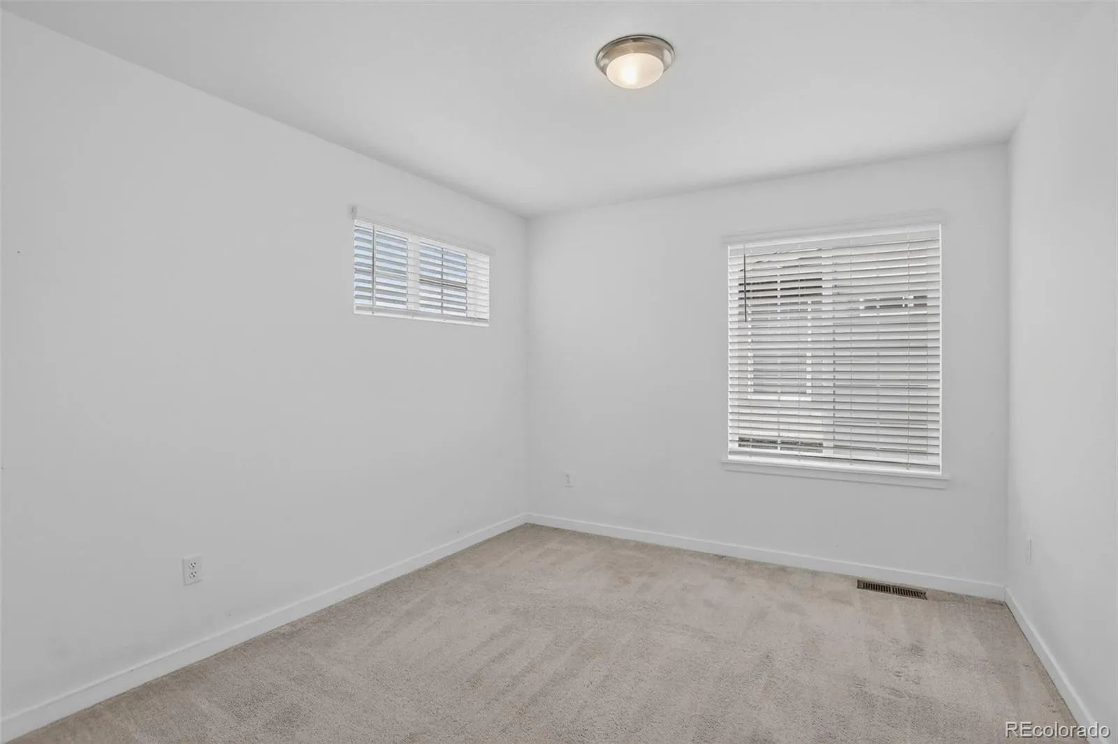 5761 Piney River Place Brighton CO 80601 | MLS #REC3033323 05072026235421 1600 28