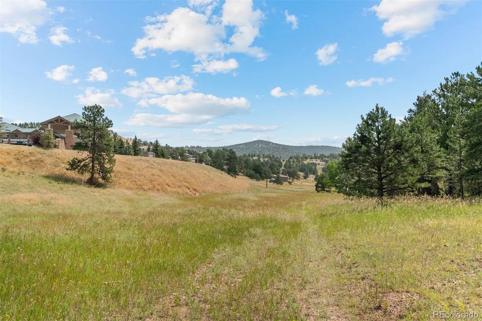 000 Hotel Way Golden CO 80401 | MLS #REC3034147 08262026191802 1600 19