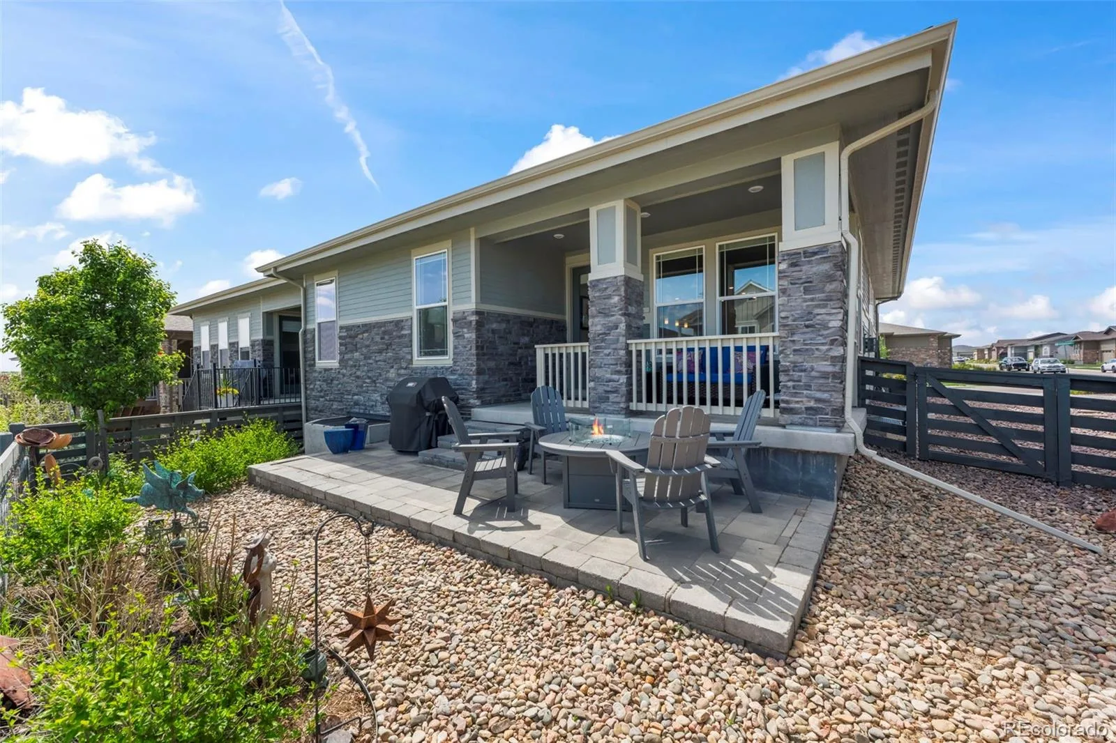 1915 Canyonpoint Lane Castle Pines CO 80108 MLS #REC3035540 06032026145710 1600 24