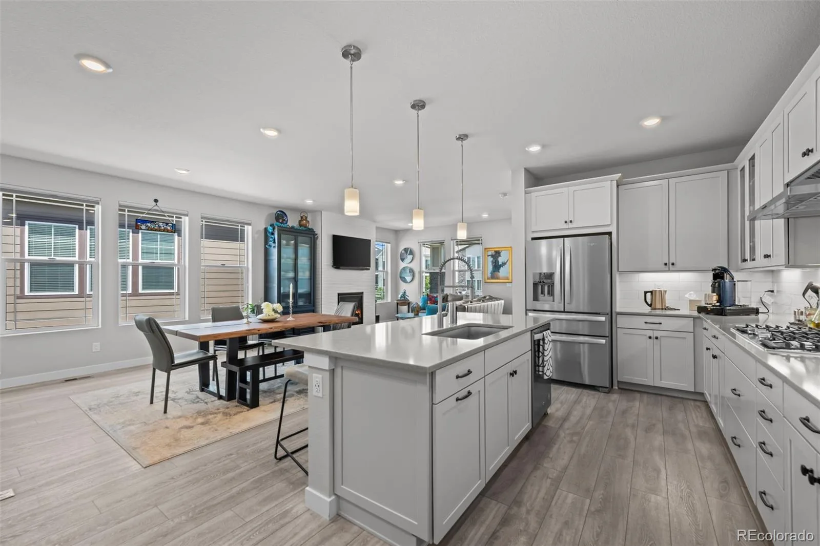 1915 Canyonpoint Lane Castle Pines CO 80108 MLS #REC3035540 06032026145710 1600 7