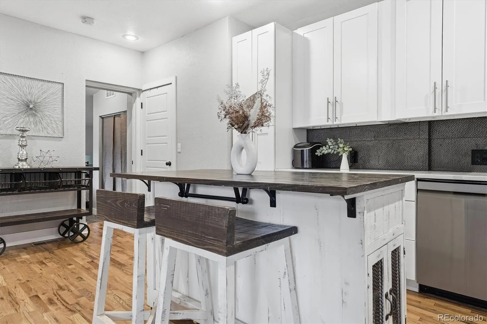 2073 S Logan Street Denver CO 80210 MLS #REC3038068 05202026000637 1600 16