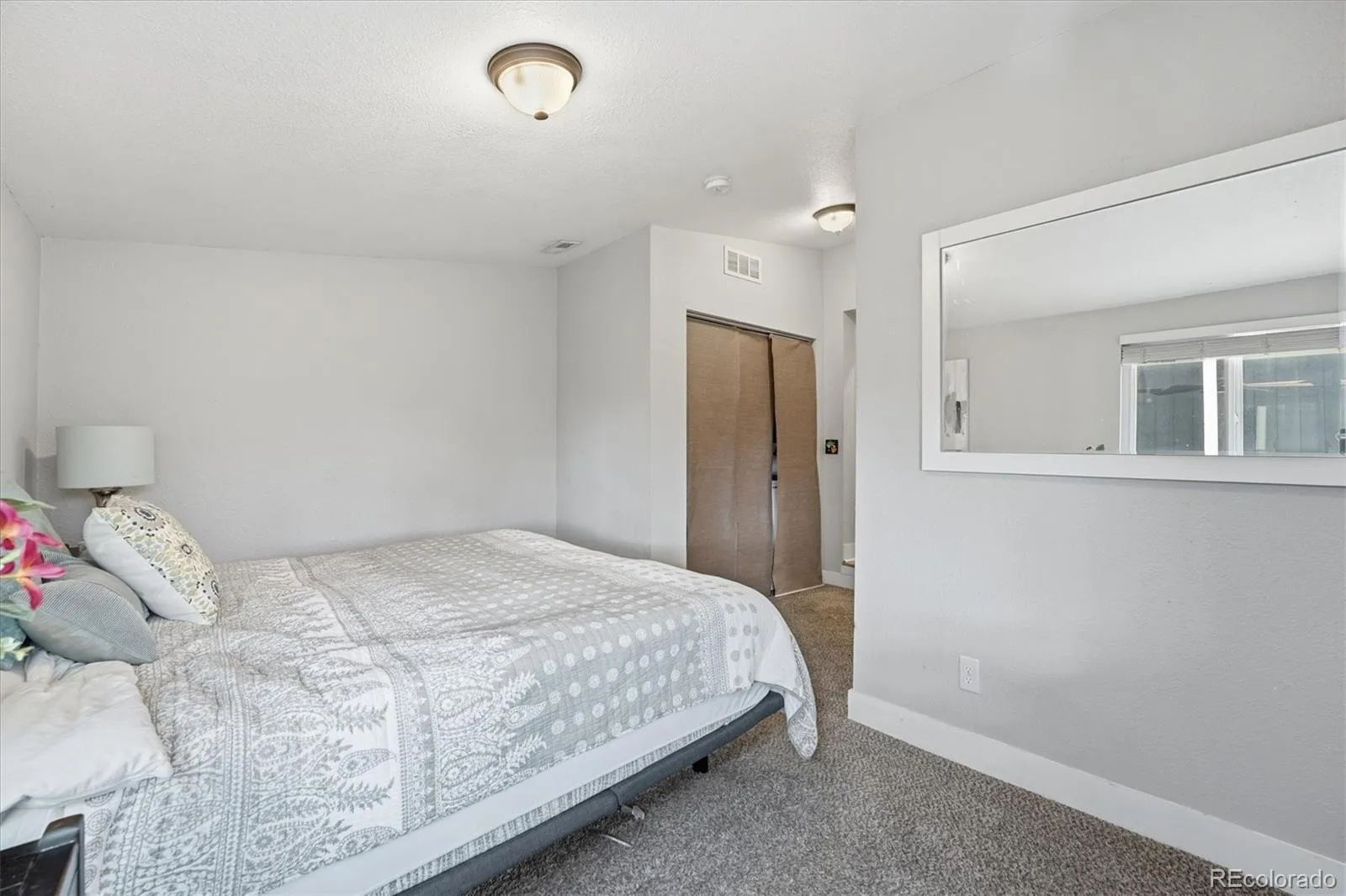 2073 S Logan Street Denver CO 80210 MLS #REC3038068 05202026000637 1600 27