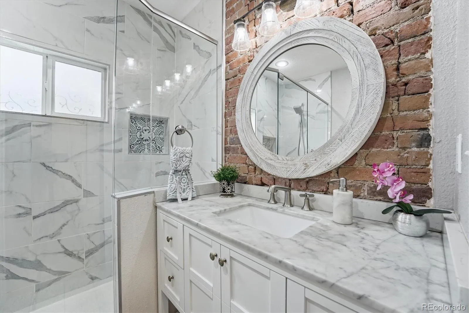 2073 S Logan Street Denver CO 80210 MLS #REC3038068 05202026000637 1600 3
