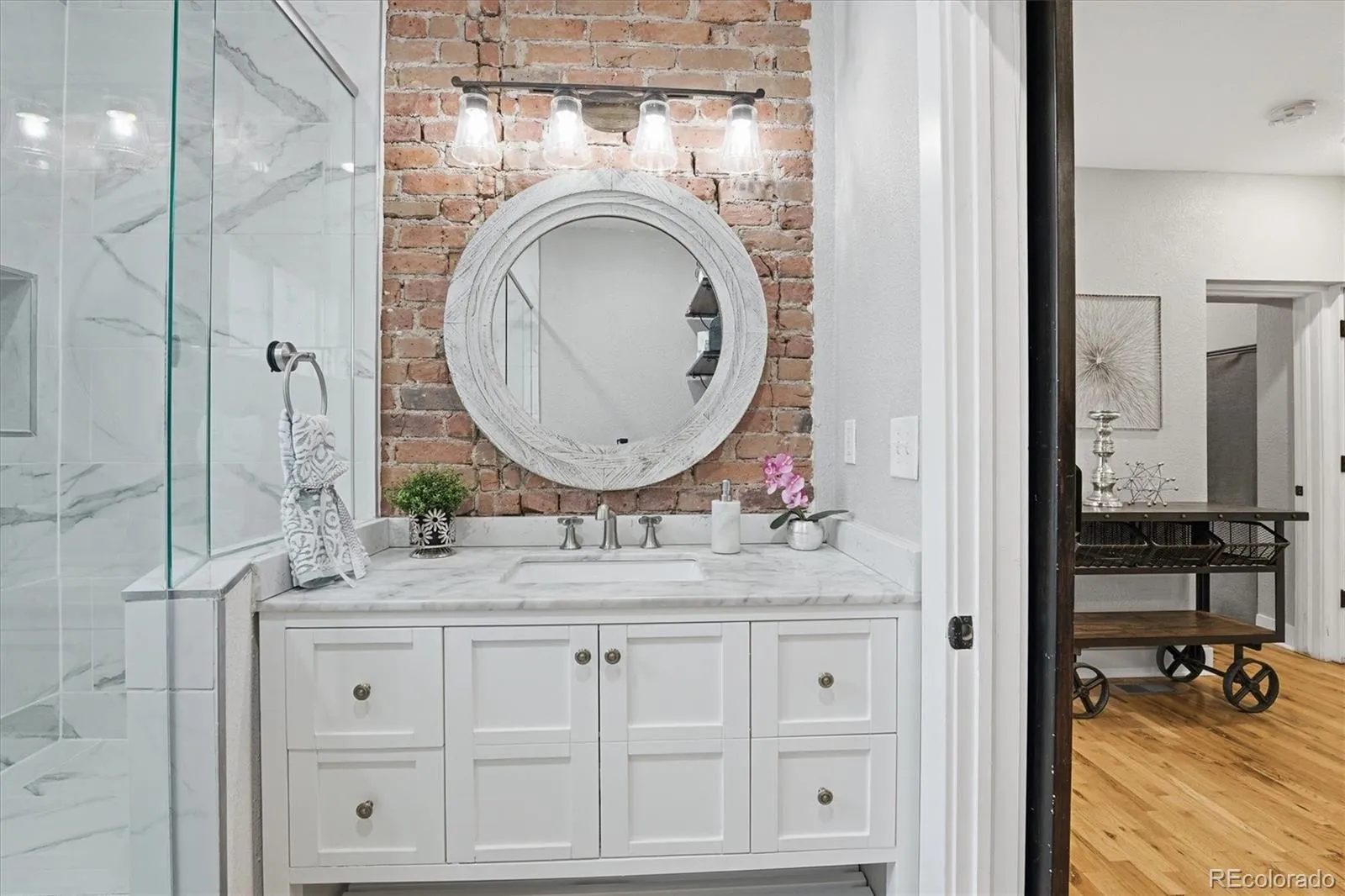 2073 S Logan Street Denver CO 80210 MLS #REC3038068 05202026000637 1600 31