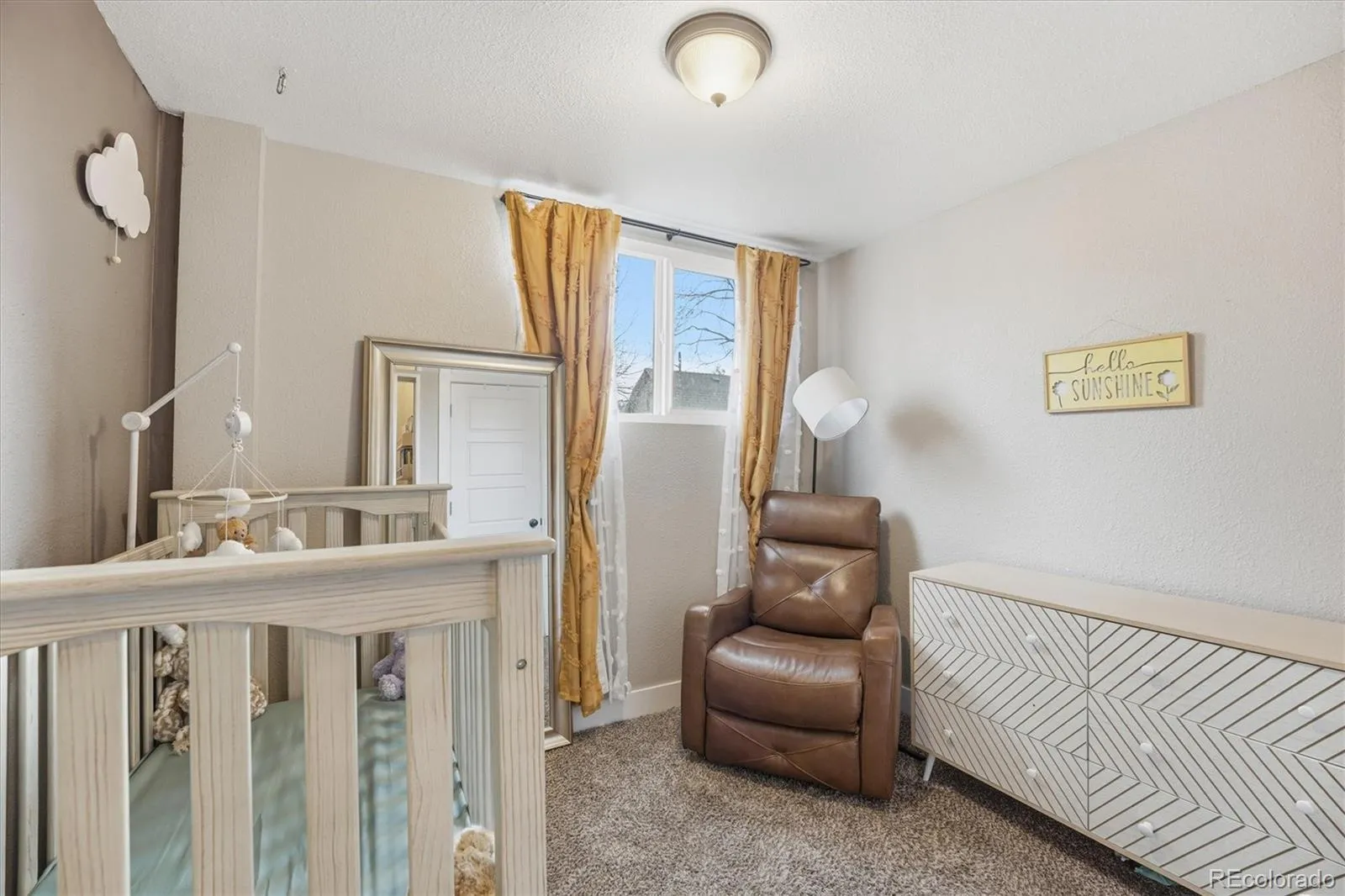 2073 S Logan Street Denver CO 80210 MLS #REC3038068 05202026000637 1600 34