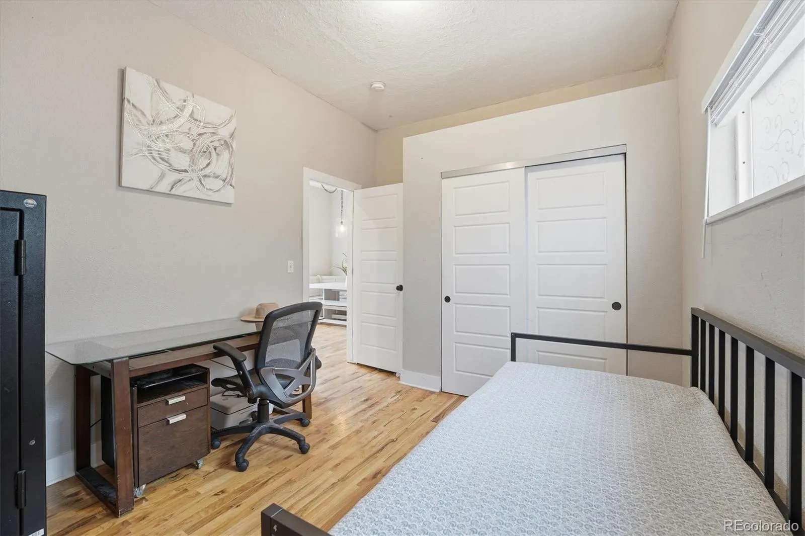 2073 S Logan Street Denver CO 80210 MLS #REC3038068 05202026000637 1600 37