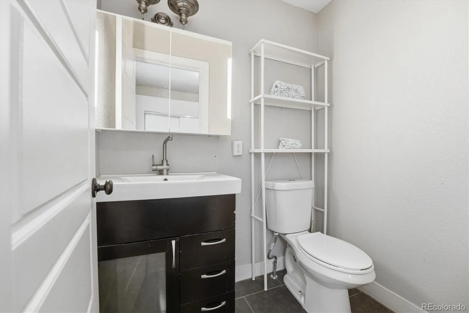 2073 S Logan Street Denver CO 80210 MLS #REC3038068 05202026000637 1600 38