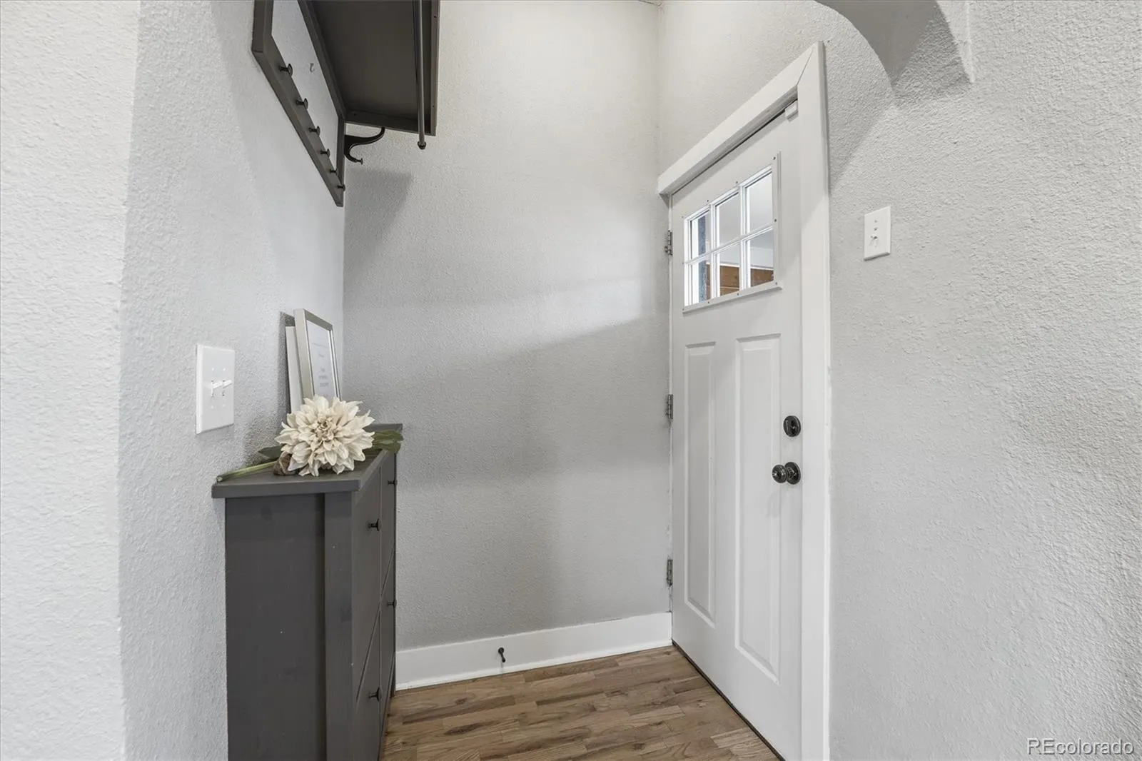 2073 S Logan Street Denver CO 80210 MLS #REC3038068 05202026000637 1600 7