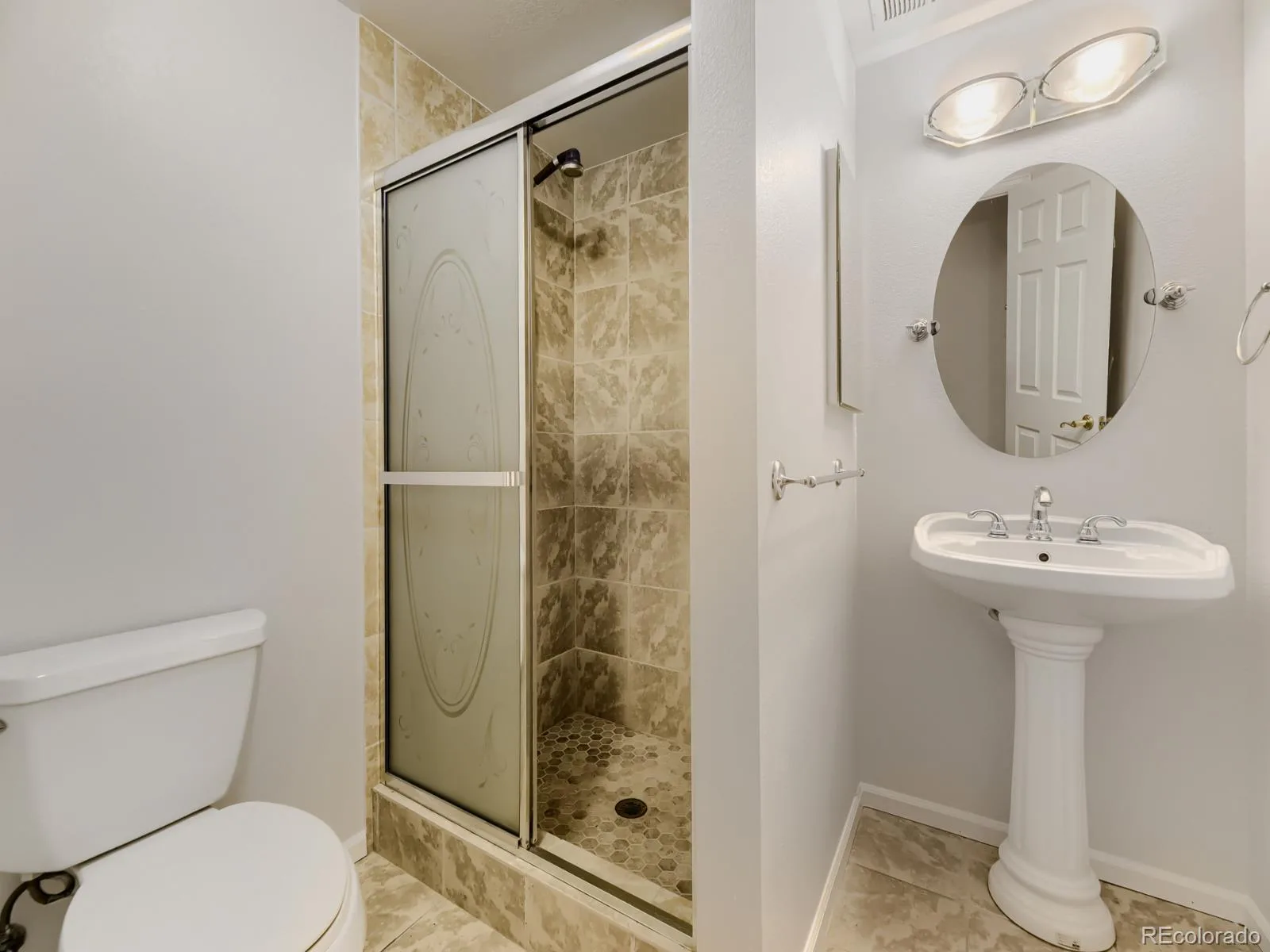 15678 E Quincy Lane Aurora CO 80015 MLS #REC3039895 06202026001224 1600 26