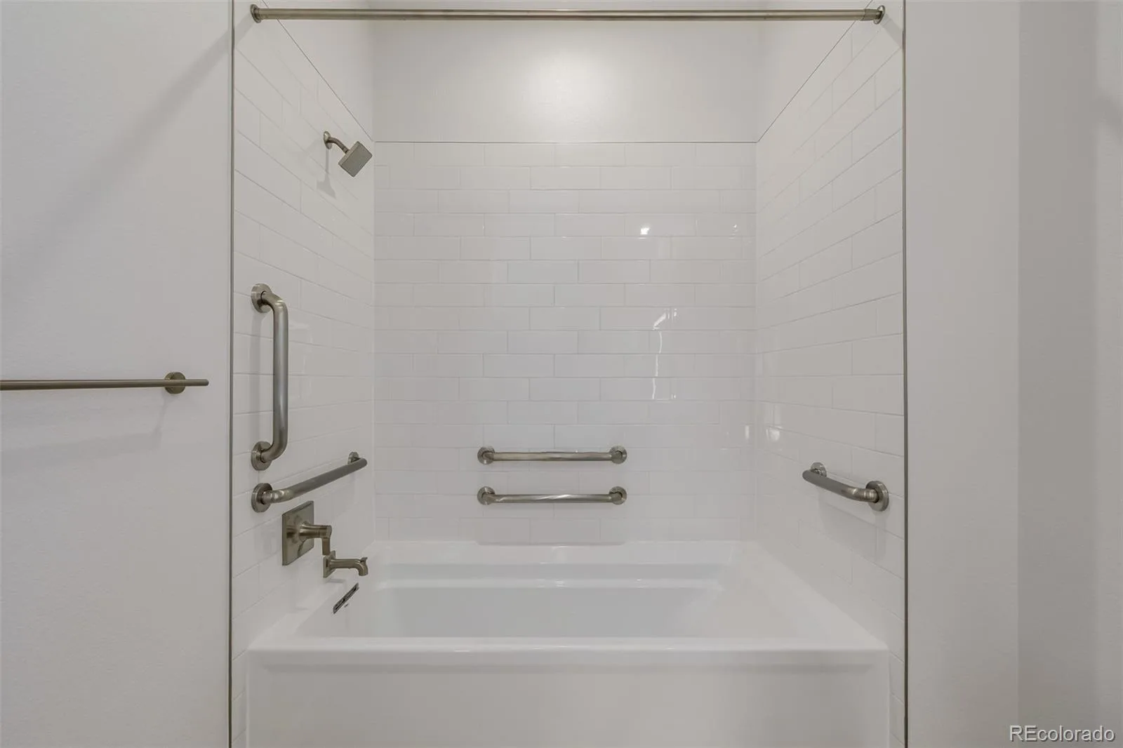 6153 N Ceylon Street #106 #3 Denver CO 80249 | MLS #REC3040473 07152026072803 1600 17