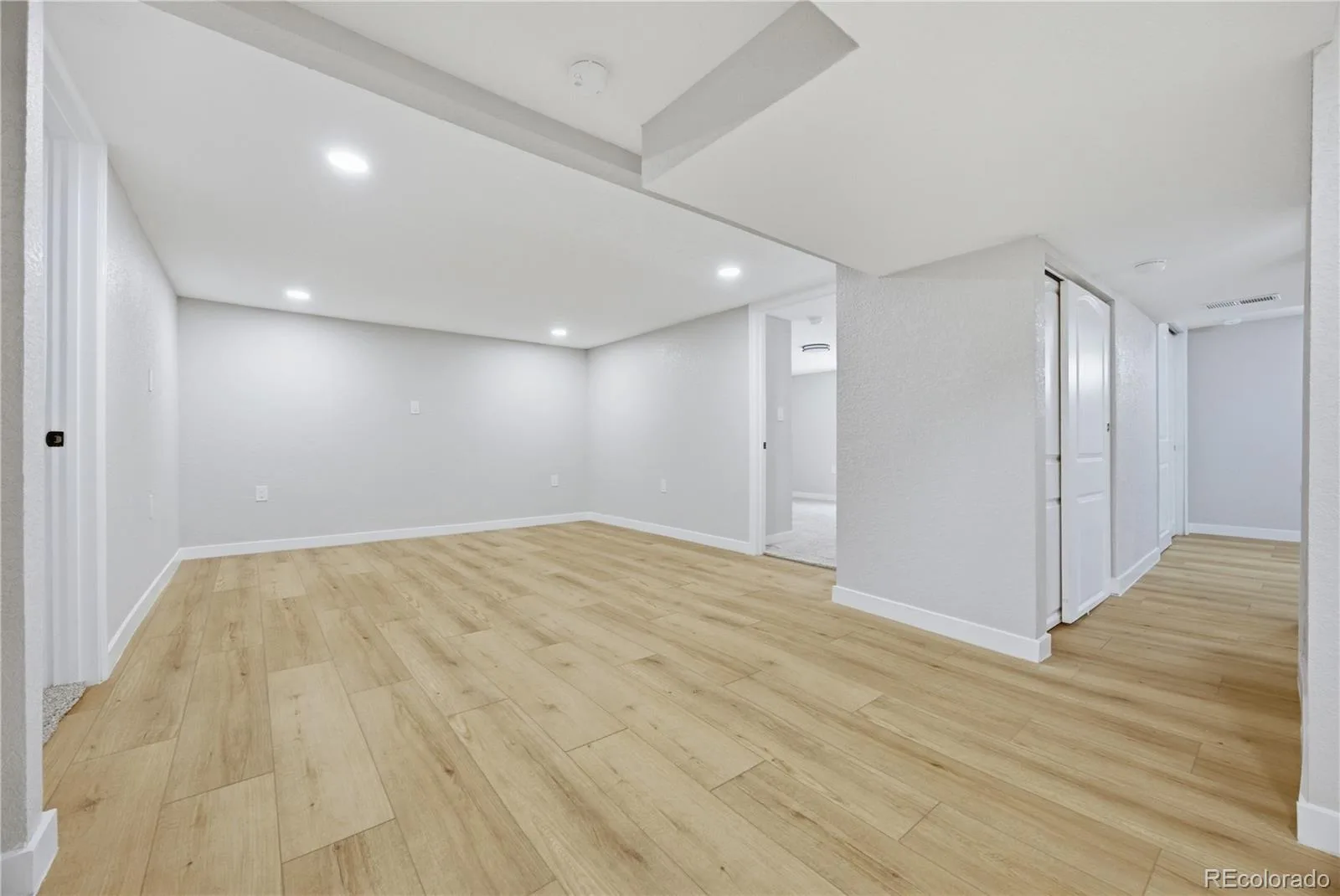3049 Ursula Street Aurora CO 80011 | MLS #REC3043338 08092026003644 1600 17