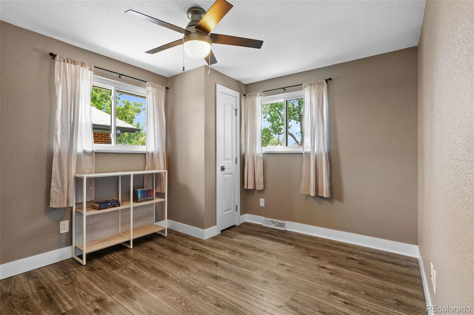 1435 S Zephyr Street Denver CO 80232 MLS #REC3044119 07052026225311 1600 21