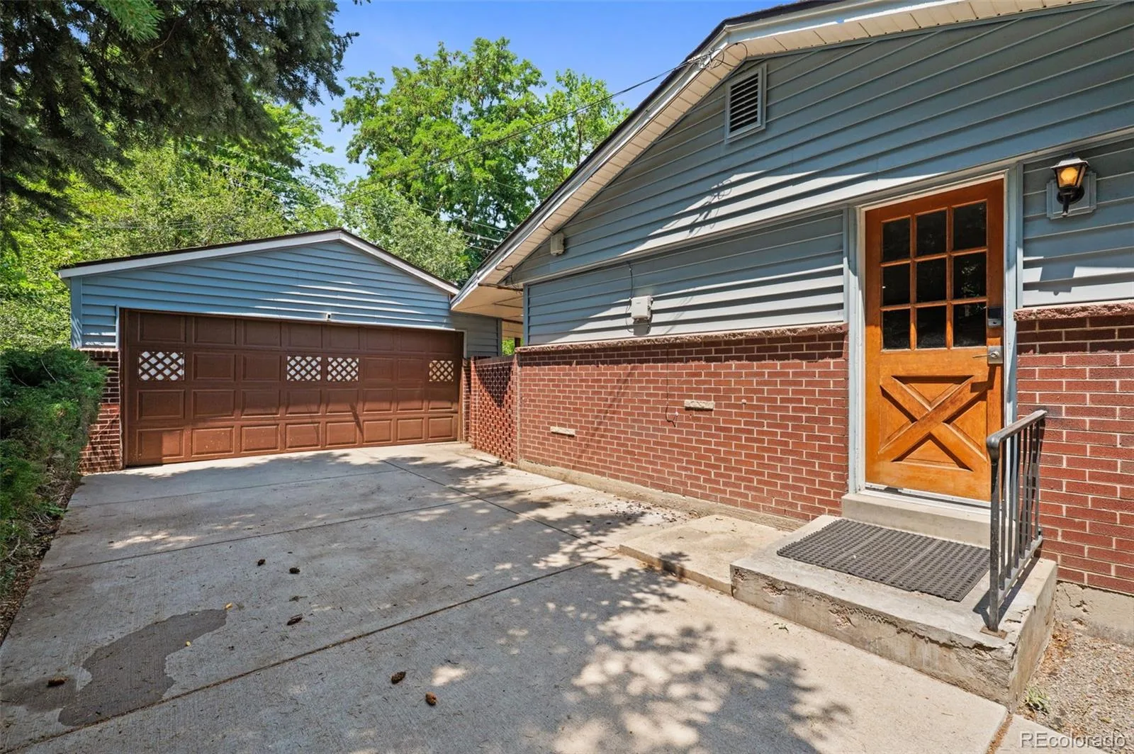 1435 S Zephyr Street Denver CO 80232 MLS #REC3044119 07052026225311 1600 32