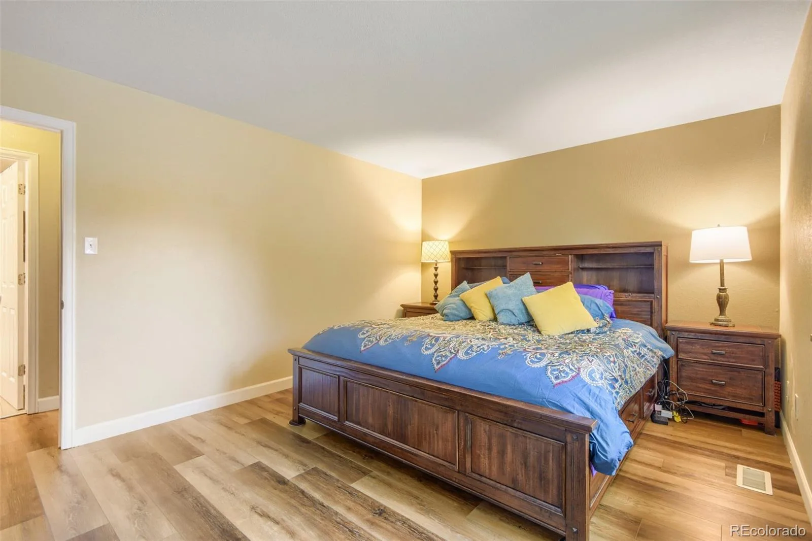 1547 S Uvalda Street Aurora CO 80012 | MLS #REC3045004 08302026203445 1600 12