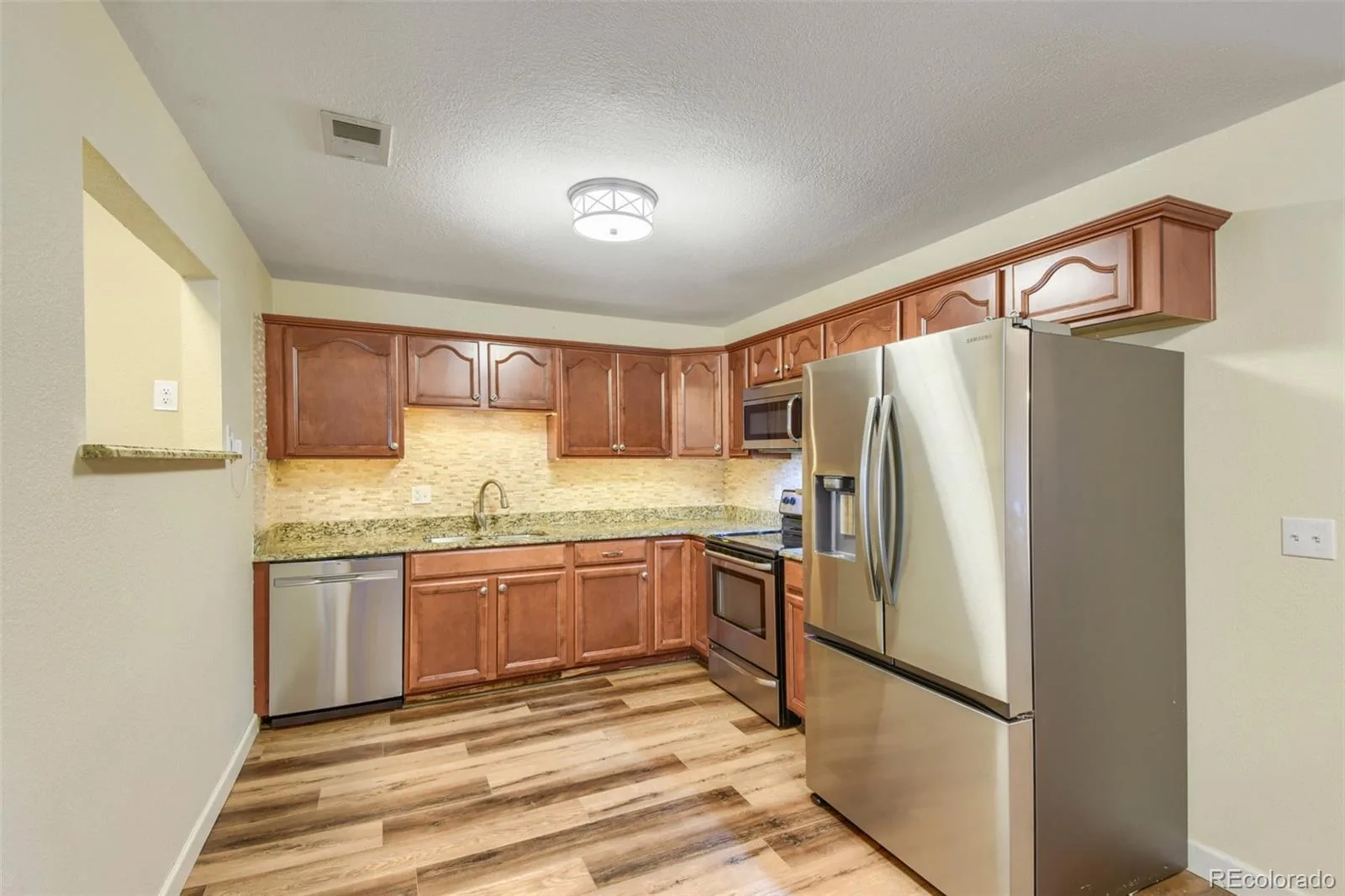1547 S Uvalda Street Aurora CO 80012 | MLS #REC3045004 08302026203445 1600 6