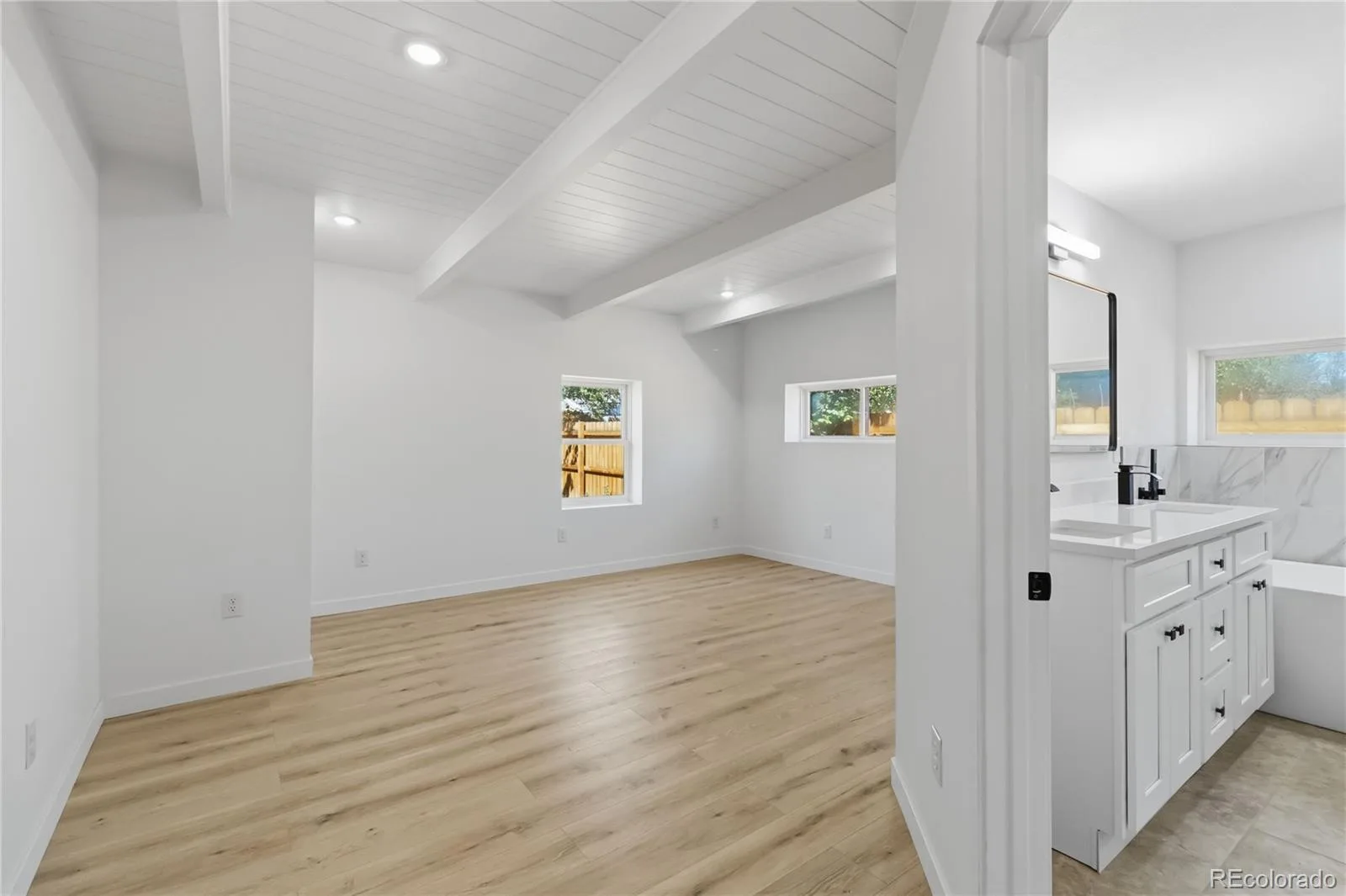 1235 S Irving Street Denver CO 80219 | MLS #REC3046149 09232026085602 1600 21