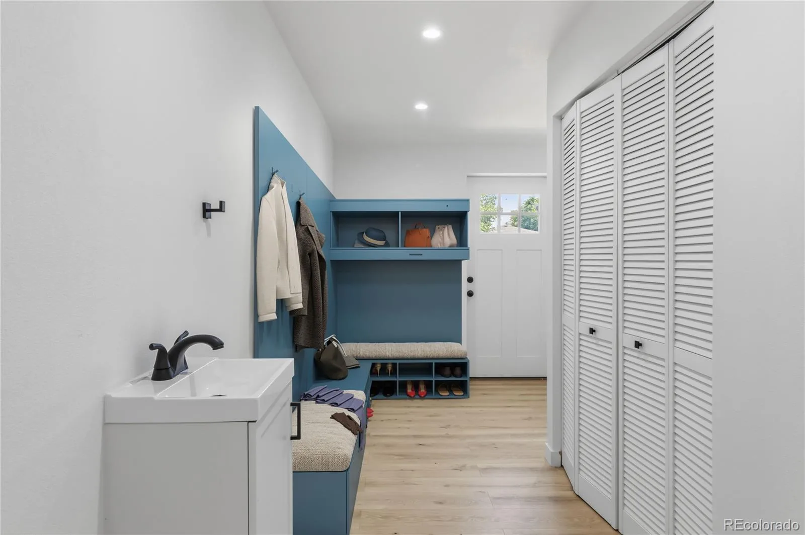 1235 S Irving Street Denver CO 80219 | MLS #REC3046149 09232026085602 1600 36