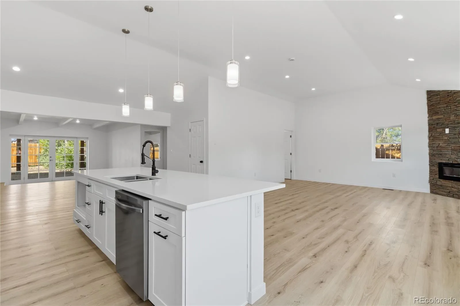 1235 S Irving Street Denver CO 80219 | MLS #REC3046149 09232026085602 1600 6
