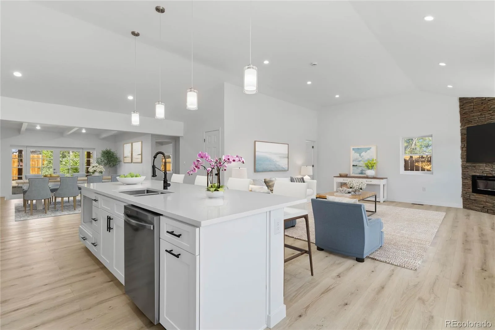 1235 S Irving Street Denver CO 80219 | MLS #REC3046149 09232026085602 1600 8