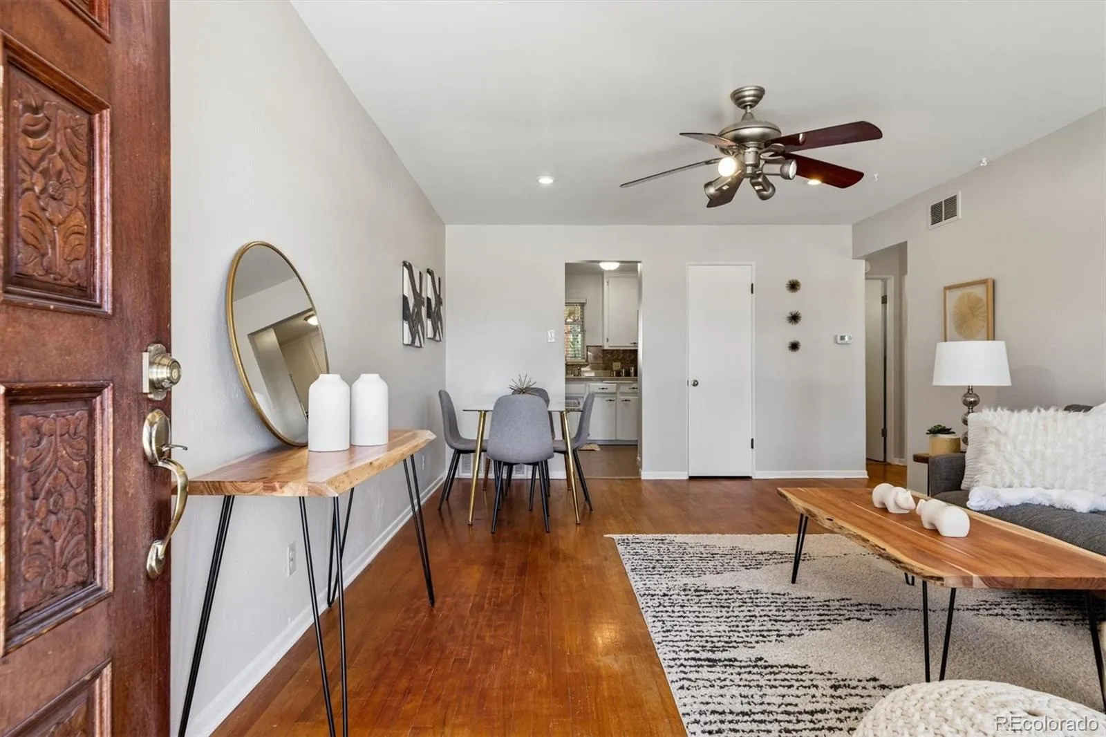 04162026200339 1600 14