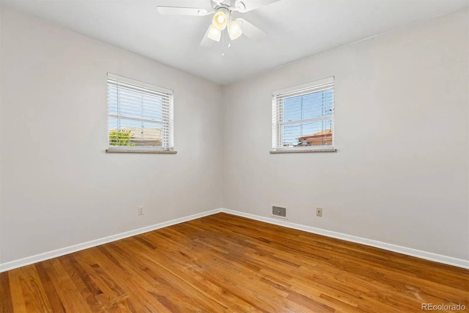 04162026200339 1600 26