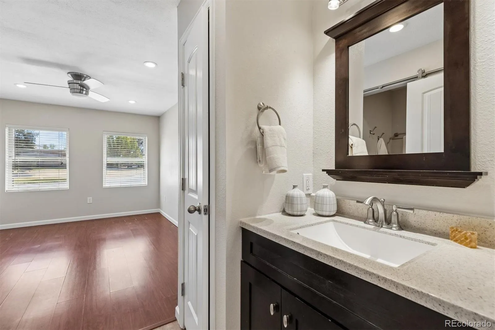 04162026200339 1600 6