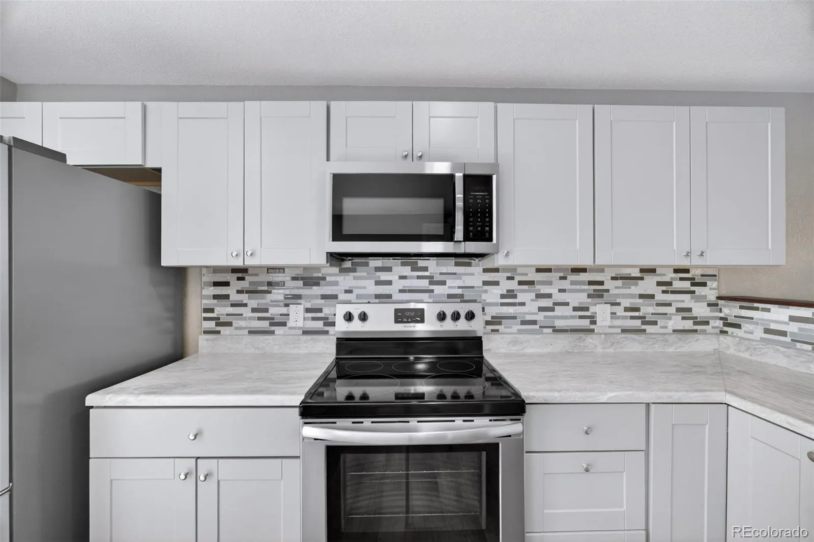 04162026015400 1600 10