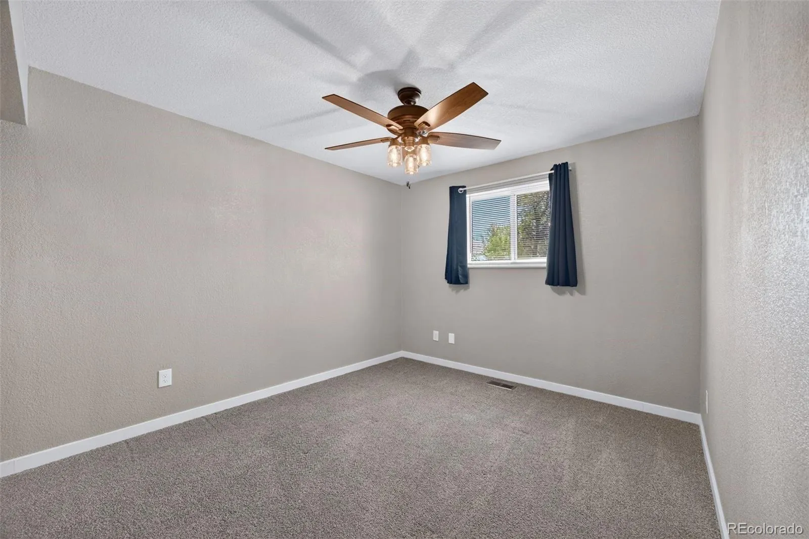 04162026015400 1600 21