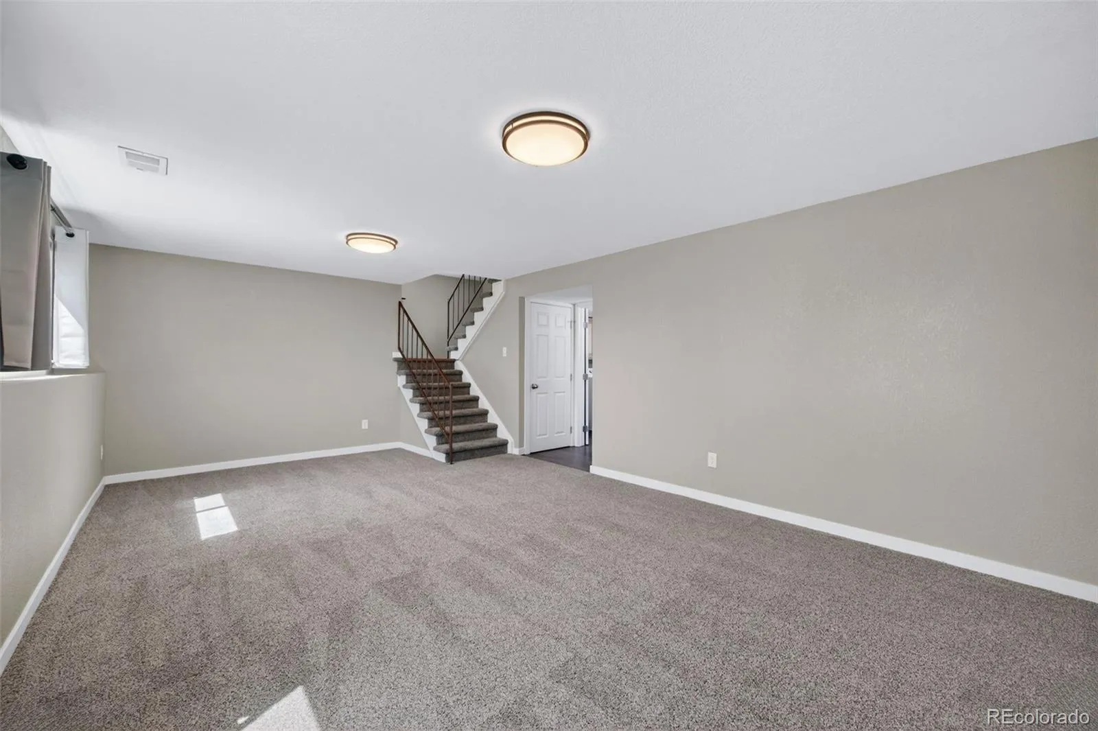 04162026015400 1600 26