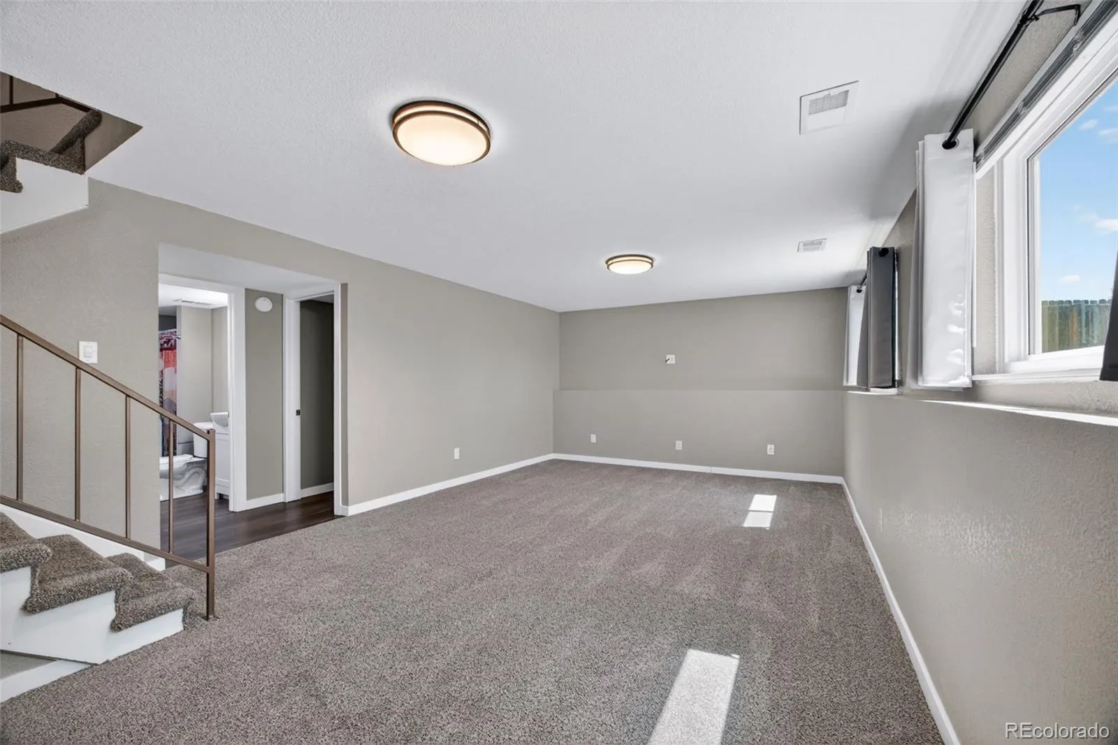 04162026015400 1600 27