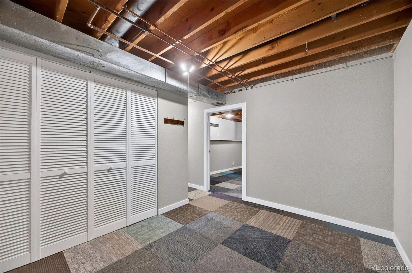 04162026015400 1600 32