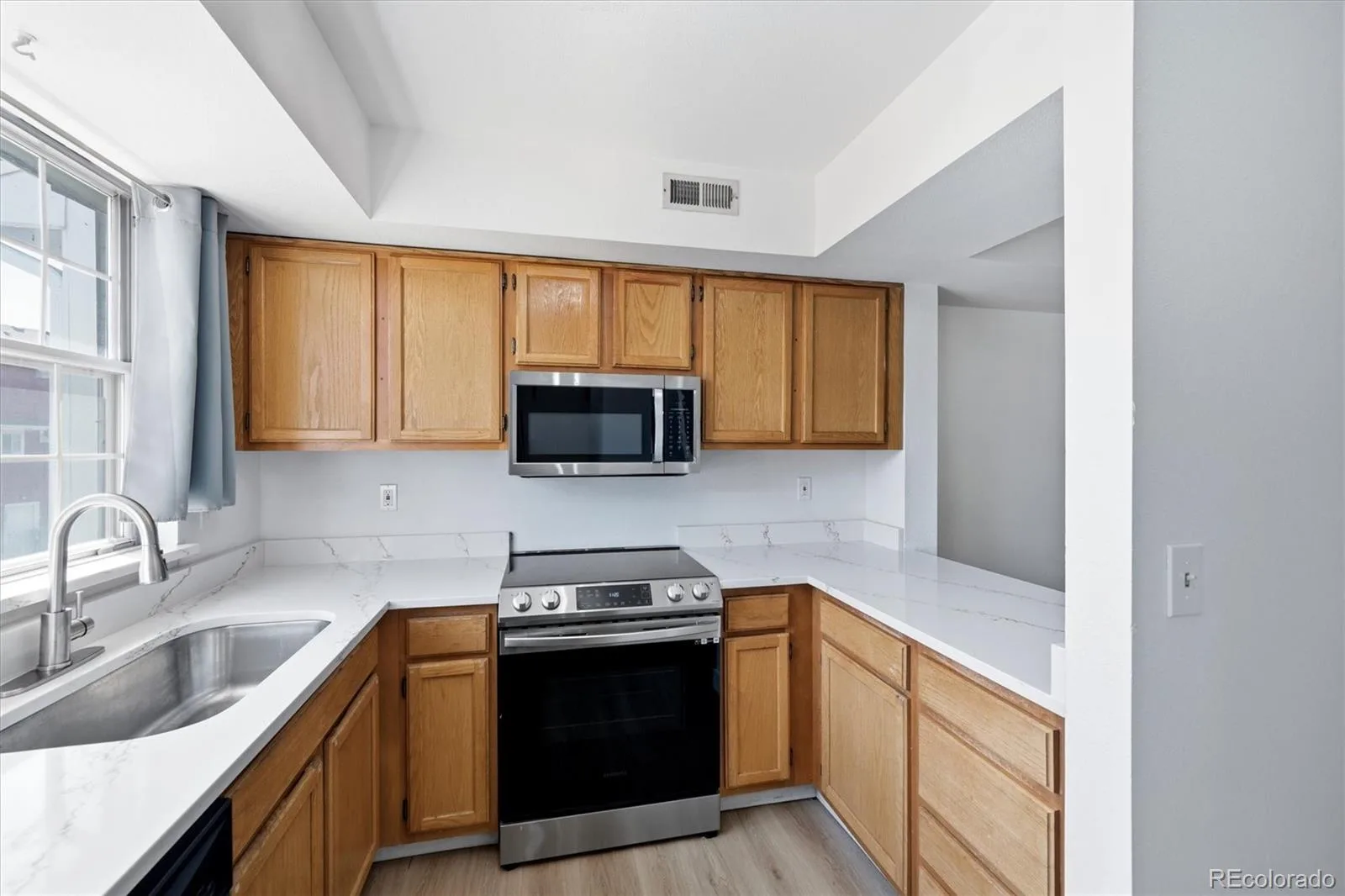 8199 Welby Road #1403 Thornton CO 80229 | MLS #REC3050673 08292026001904 1600 17