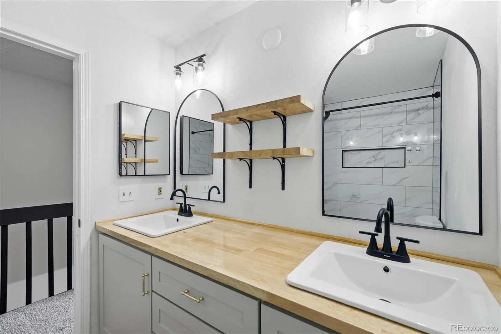 8199 Welby Road #1403 Thornton CO 80229 | MLS #REC3050673 08292026001904 1600 26